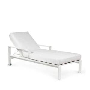 Pavilion Kendall Chaise Lounge w/ Wheels