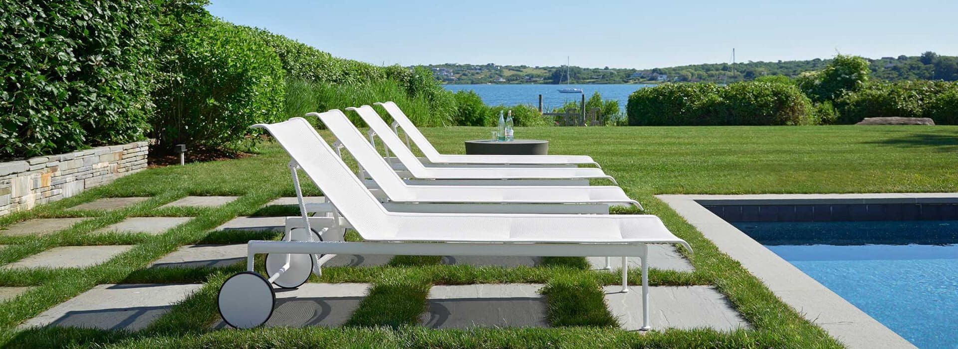 Knoll Outdoor Furniture